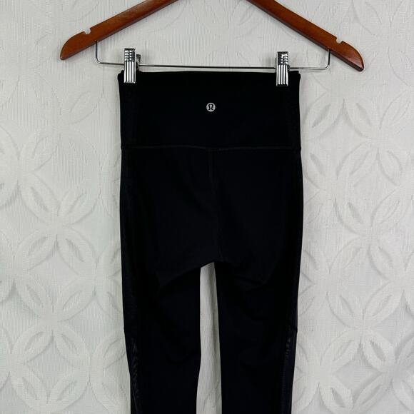 Lululemon Body Con Tight Black Mesh Side Pockets Size 2 - Picture 8 of 14
